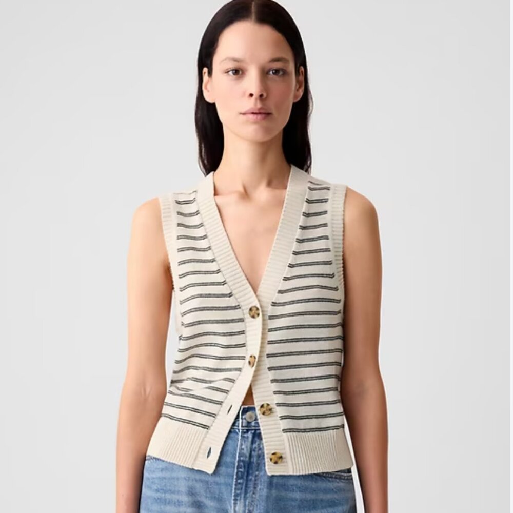 GAP Linen-Blend Sweater Vest